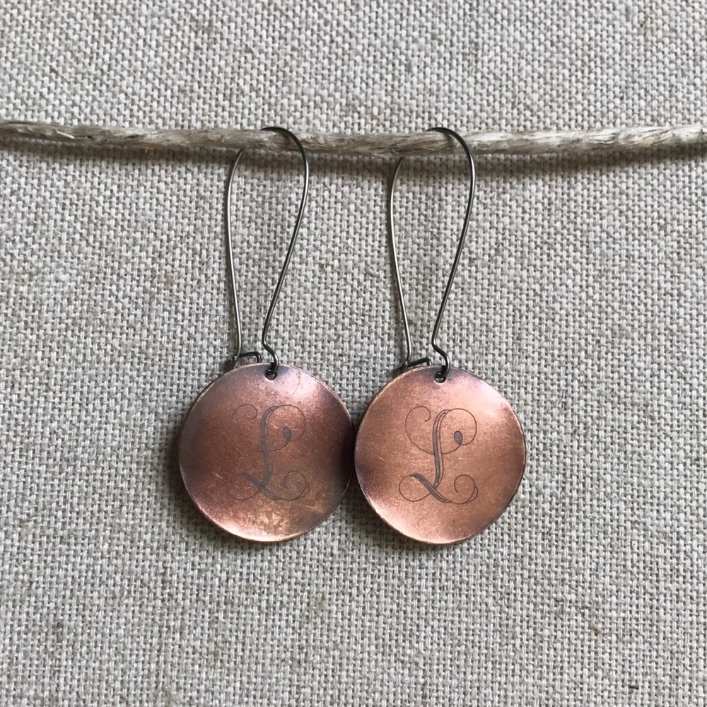 Etched Monogram “L” Earrings